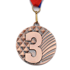 Медаль 5200-12, d - 50мм (цвет "бронза"). Большой объемный номер на фоне ромбов