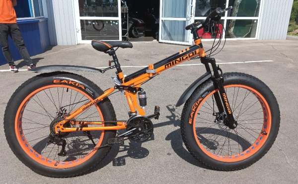 Велосипед MINGDI 26" FAT BIKE 666 (24ск., скл рама, двухподвес) черный/желтый